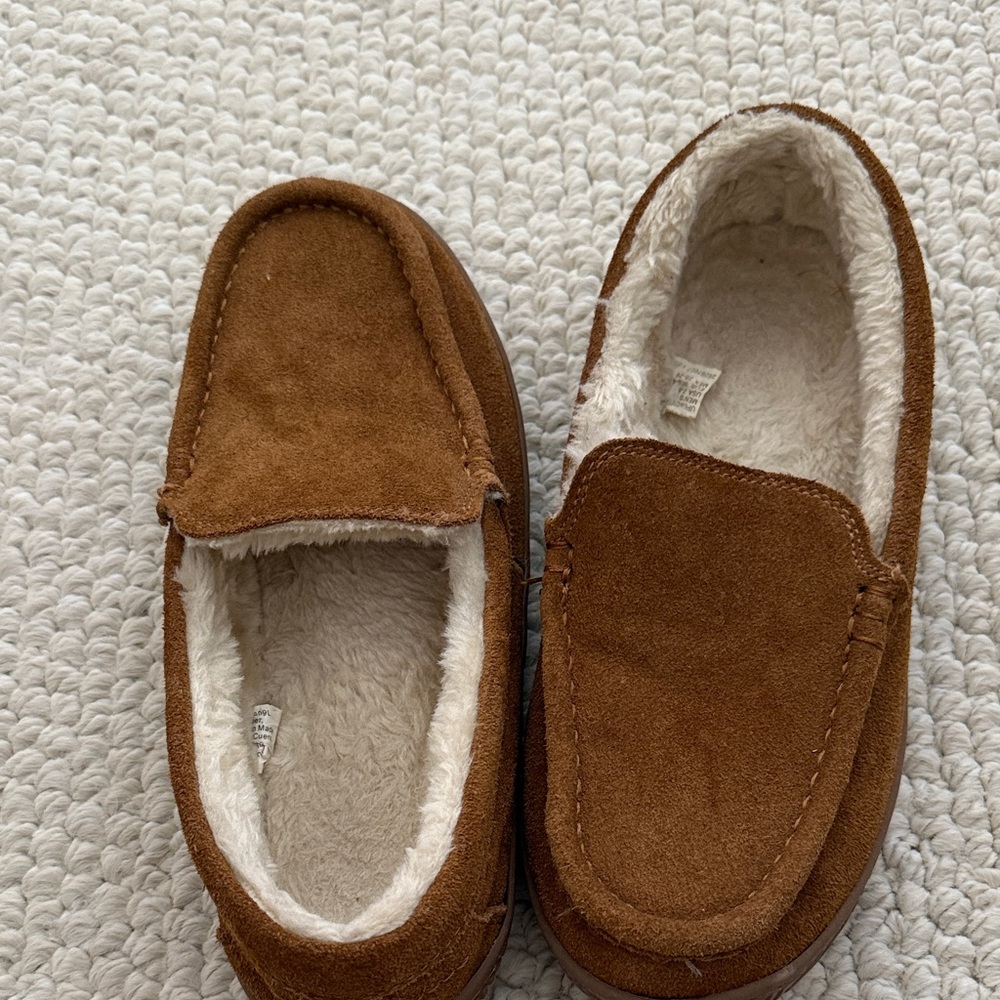 George Brown Fuzzy Lined Kids Slippers